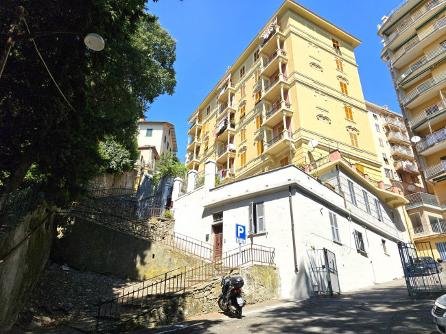 Appartamento in Vendita a Genova #3