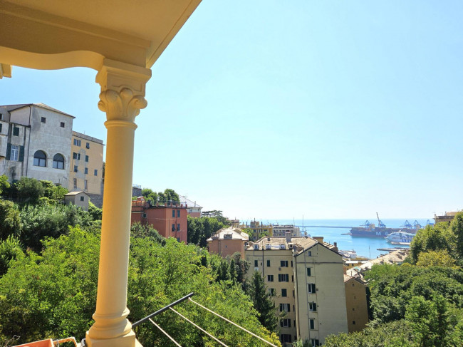 Appartamento in Vendita a Genova #8