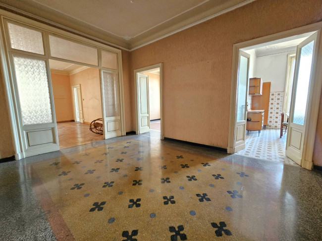 Appartamento in Vendita a Genova #3