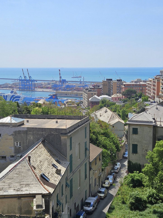 Appartamento in Vendita a Genova #6