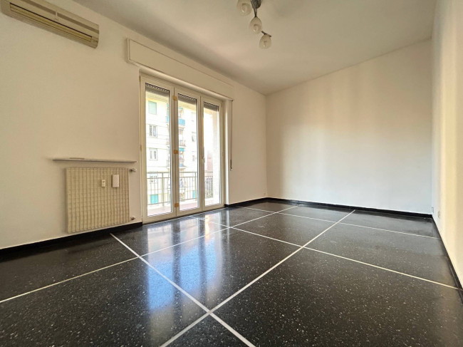 Appartamento in Vendita a Genova #4