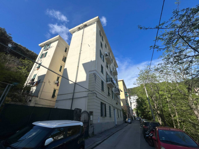 Appartamento in Vendita a Genova #2