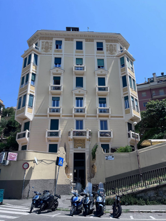 Appartamento in Vendita a Genova #3