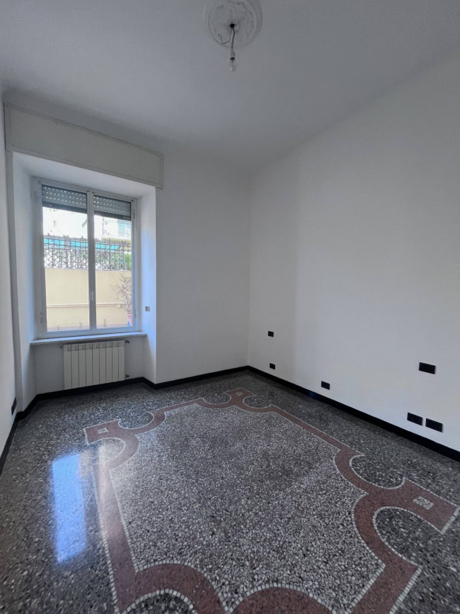 Appartamento in Vendita a Genova #7
